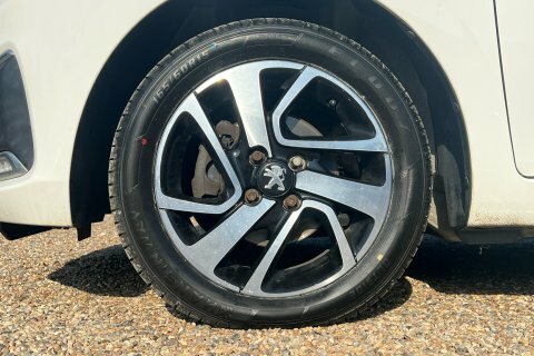 Peugeot 108 2017 17 Puretech GN17OOG  #4