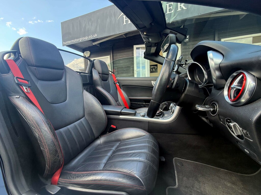 Mercedes-Benz SLK 250 Amg Sport Blueefficiency YM12EYY Black #2
