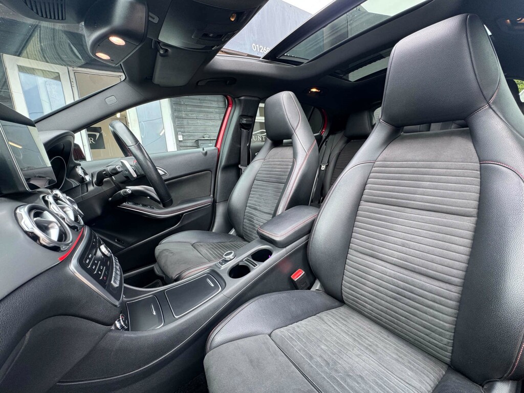 Mercedes-Benz GLA Class Amg Line Edition VO70ODU #5