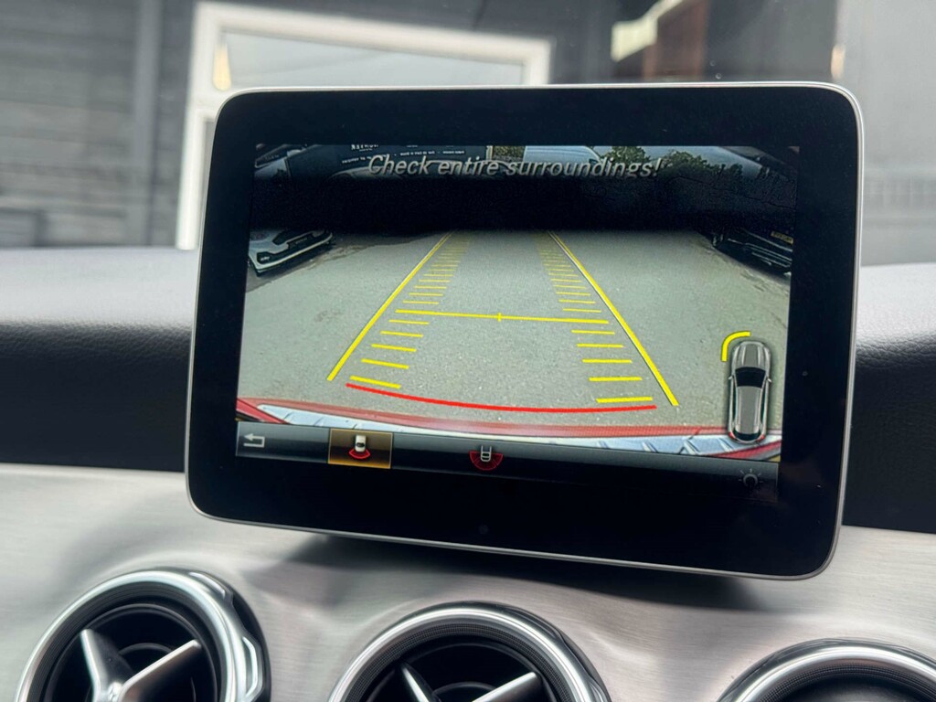 Mercedes-Benz GLA Class Amg Line Edition VO70ODU #6