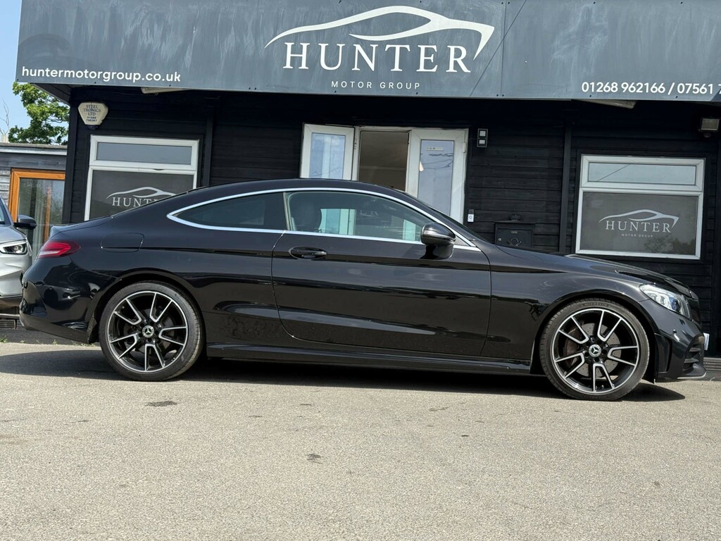 Mercedes-Benz 300 C Amg Line Premium #6