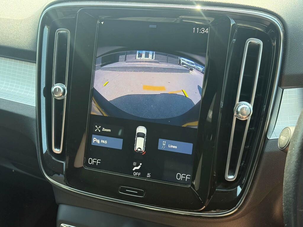 Volvo XC40 Momentum T4 Awd 4Wd LK68XVA #5