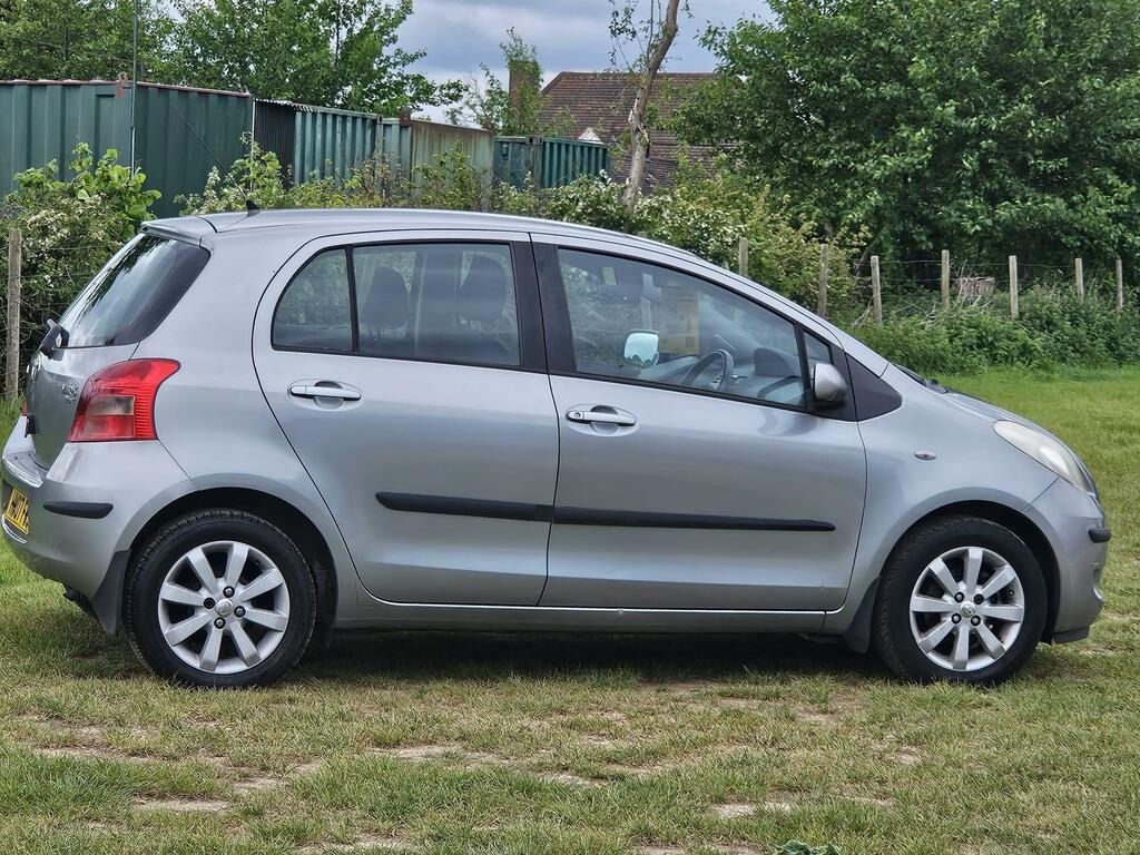 Toyota Yaris Petrol HW07FWS  #5