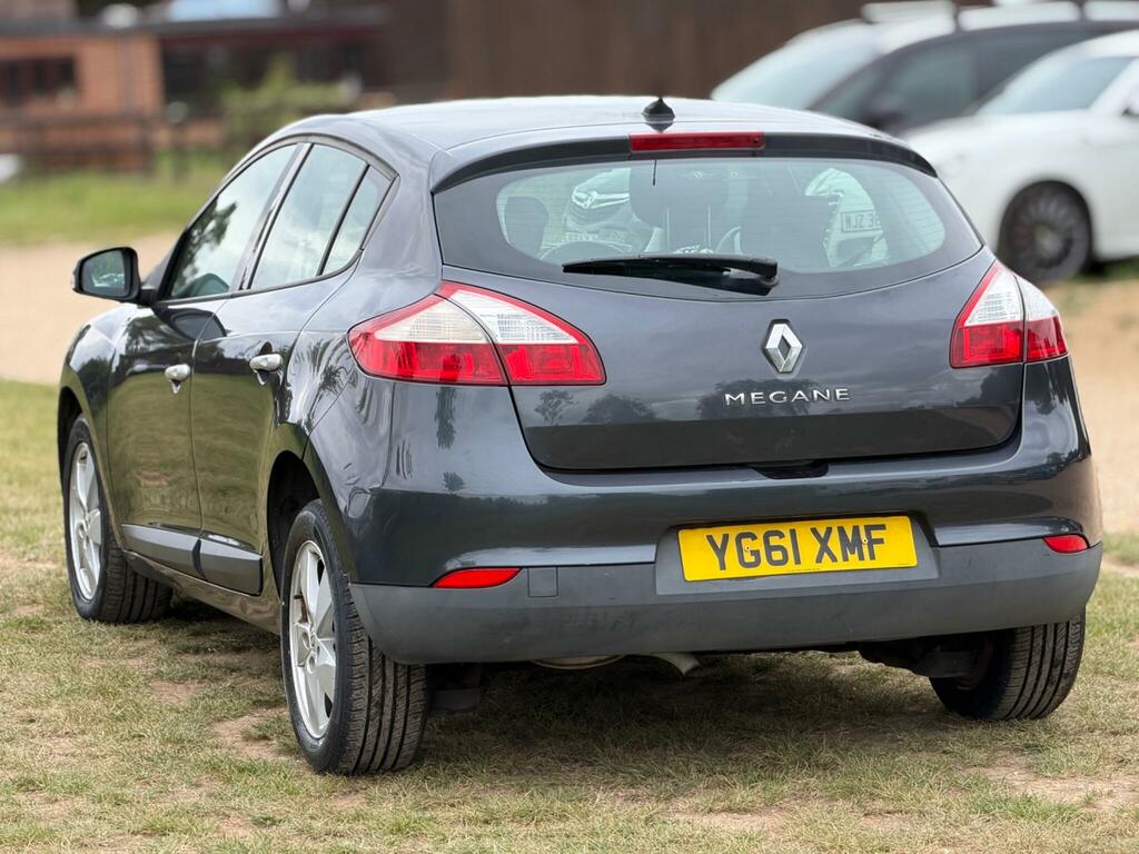Renault Megane 1.6 16V Dynamique Tomtom Grey #4