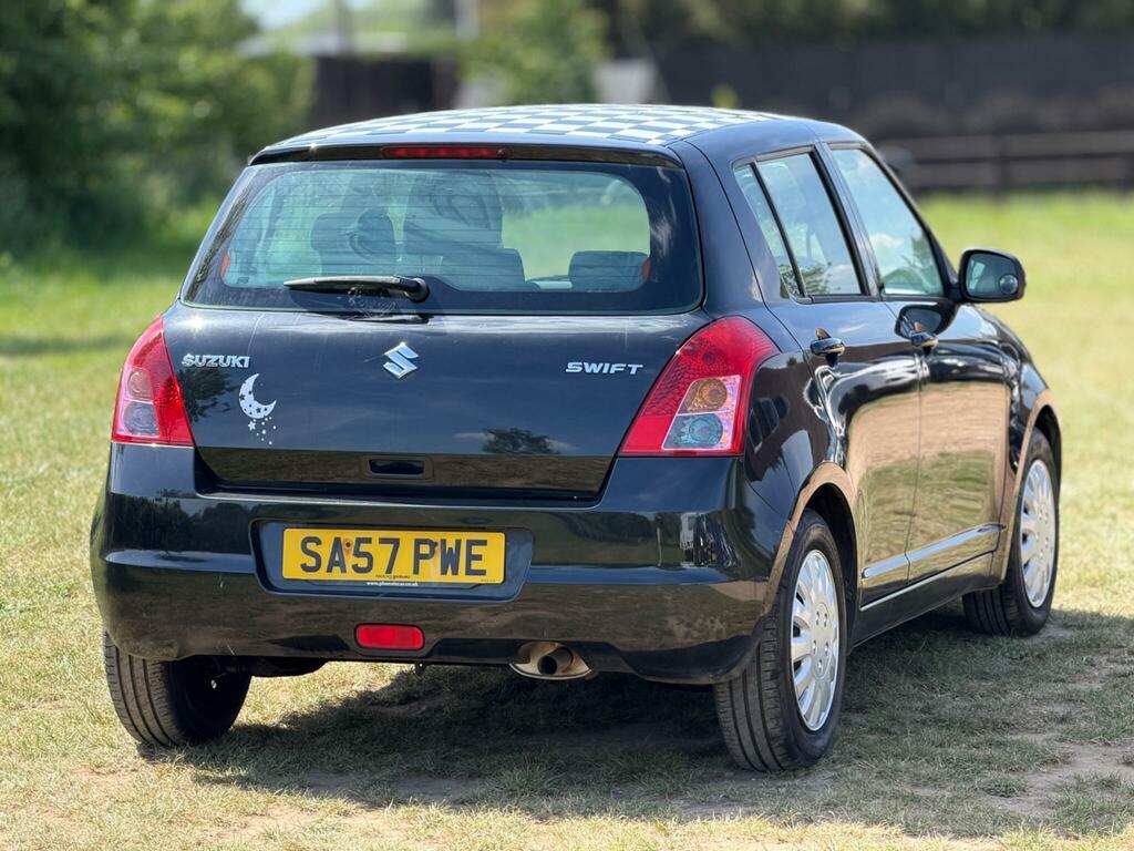 Suzuki Swift 1.3 Gl Black #5
