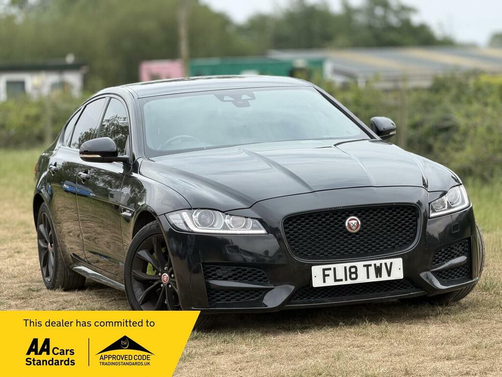 Jaguar XF 2.0D R-sport Euro 6 Ss Black