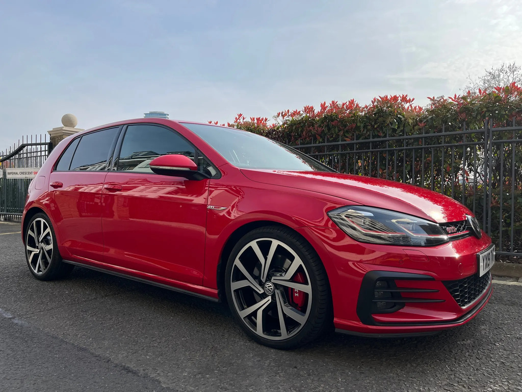 Volkswagen Golf 2.0 Tsi Gti Performance Hatchback Manua YX19TVT Red #3