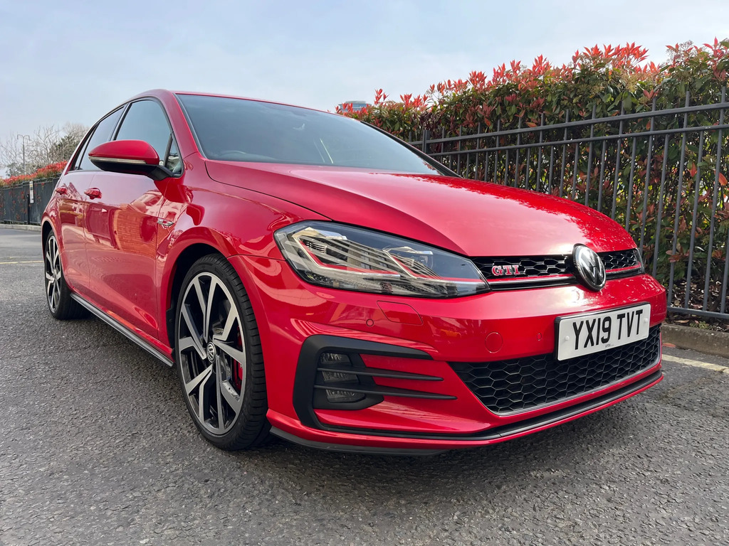 Volkswagen Golf 2.0 Tsi Gti Performance Hatchback Manua YX19TVT Red #4