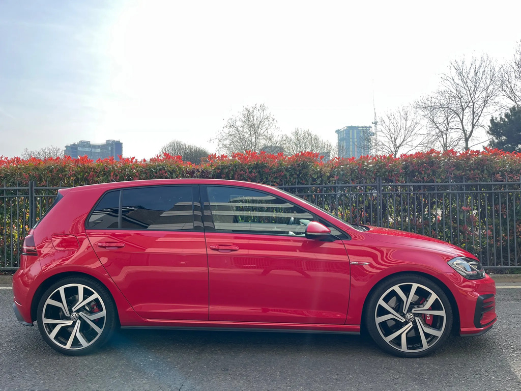 Volkswagen Golf 2.0 Tsi Gti Performance Hatchback Manua Red