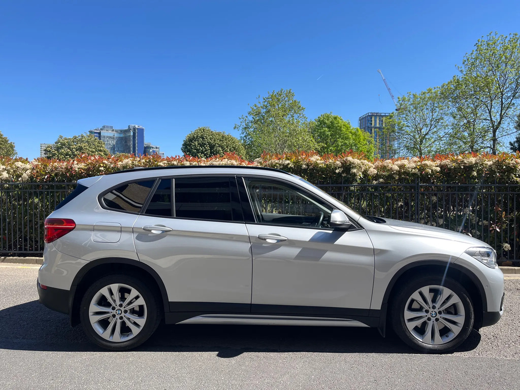 BMW X1 Xdrive20i Sport - As Newmega Speclm Silver