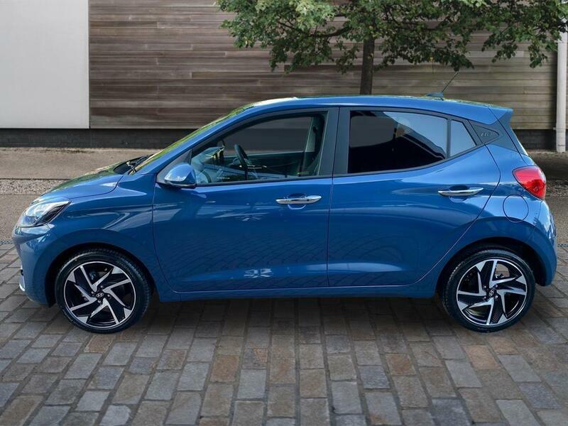 Hyundai I10 I10 1.2 Premium Hatchback Euro 6 Blue #4