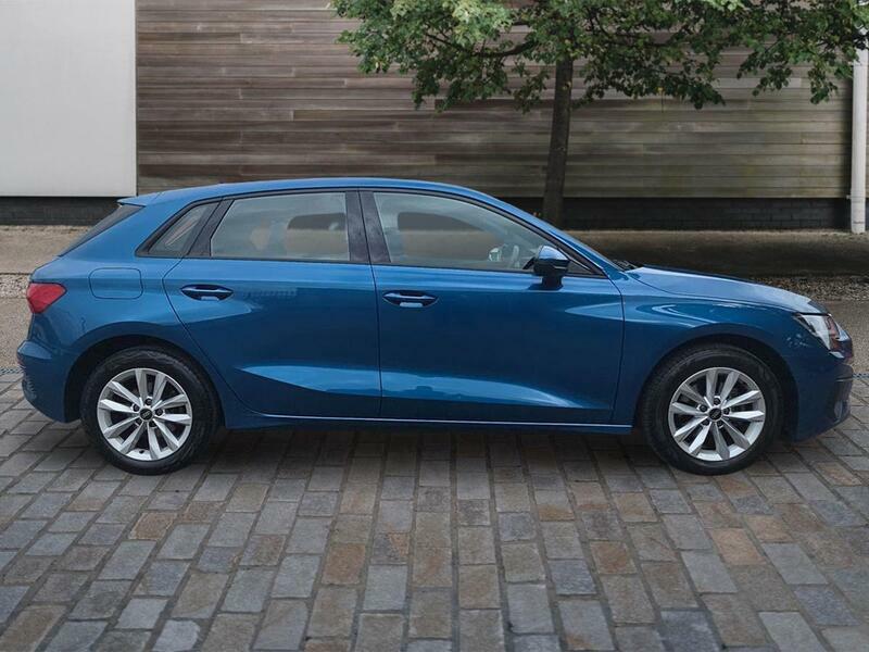 Audi A3 1.5 Tfsi 35 Technik Sportback Eu Blue #2