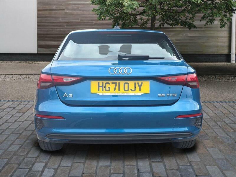 Audi A3 1.5 Tfsi 35 Technik Sportback Eu Blue #4