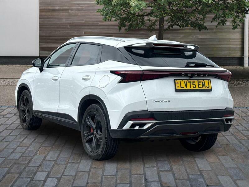 Omoda 5 1.6 Tgdi Noble Suv Dct Euro 6 Ss 14 LV75EMJ White #3