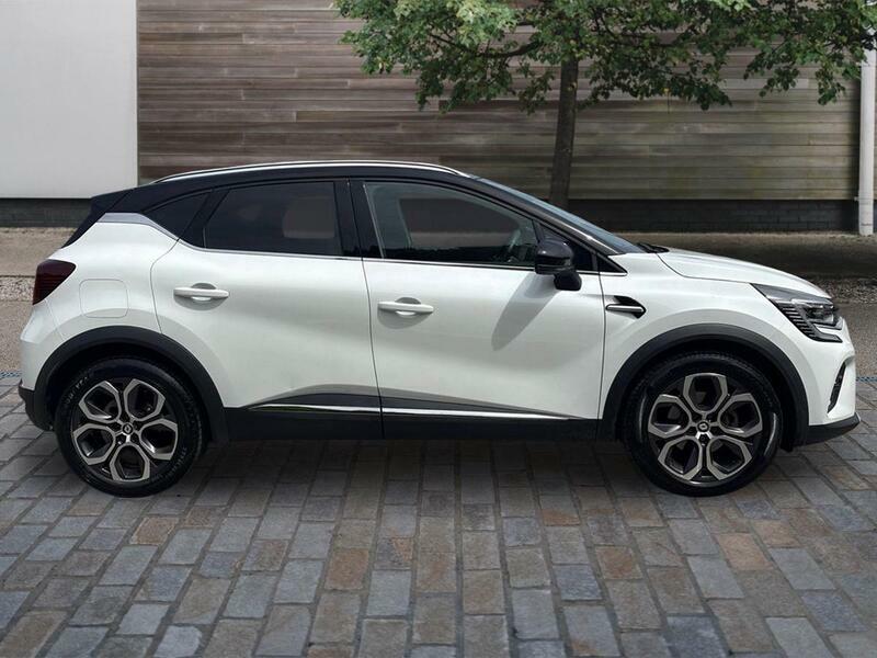 Renault Captur 1.6 E-tech Techno Suv Hybrid Euro MJ23KRK White #2
