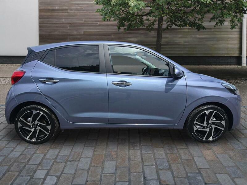 Hyundai I10 1.2 Premium Hatchback Euro 6 Ss CA26GLF Blue #2
