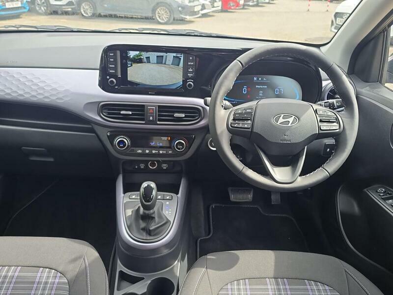 Hyundai I10 1.2 Premium Hatchback Euro 6 Ss CK26XRU Black #3