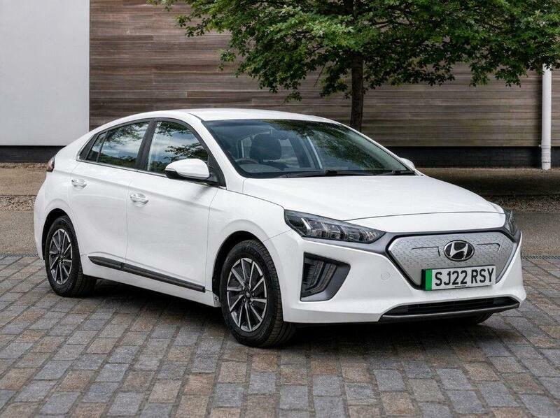 Hyundai Ioniq 38.3Kwh Premium Hatchback 136 P White