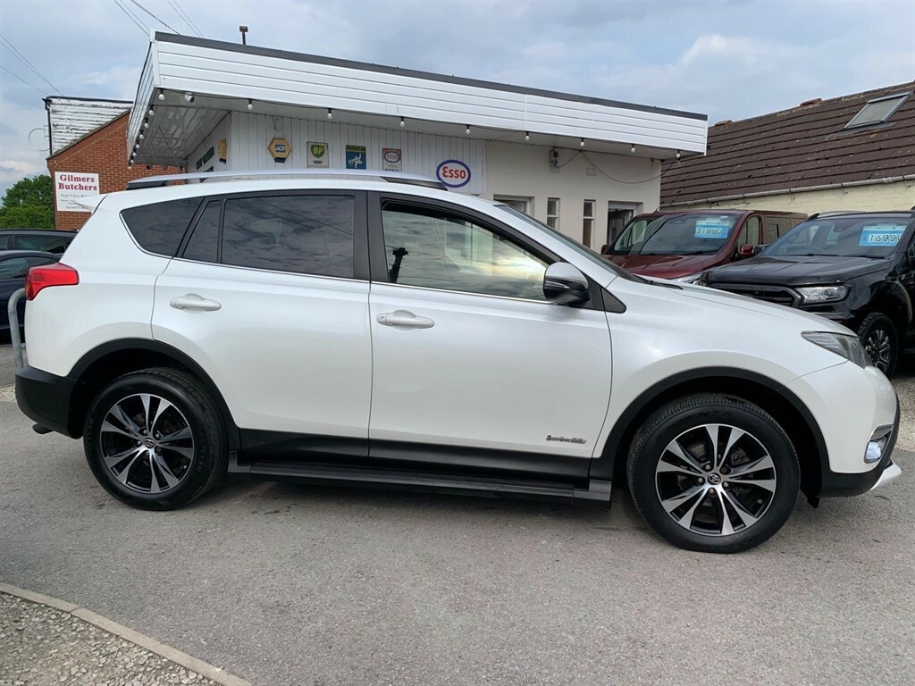Toyota Rav 4 2.2 D-cat Invincible 4Wd Euro 5 