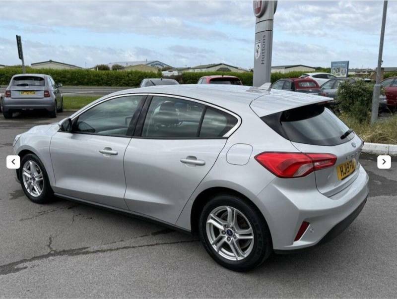 Ford Focus Zetec - 2019 19 HJ19FDF Grey #4