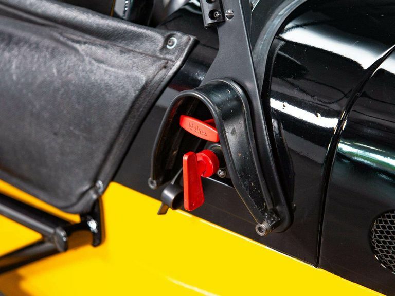 Caterham Seven Roadsport Yellow #2