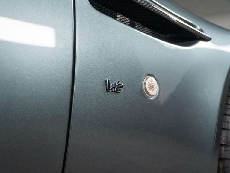 Aston Martin Vantage S Black #20