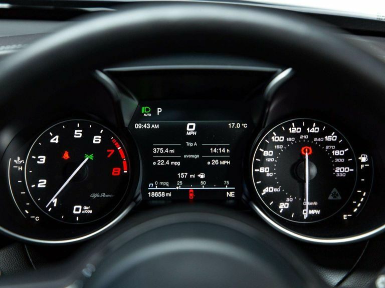 Alfa Romeo Giulia 2.9 V6 Bi-turbo Quadrifoglio Saloon Gpf Grey #6