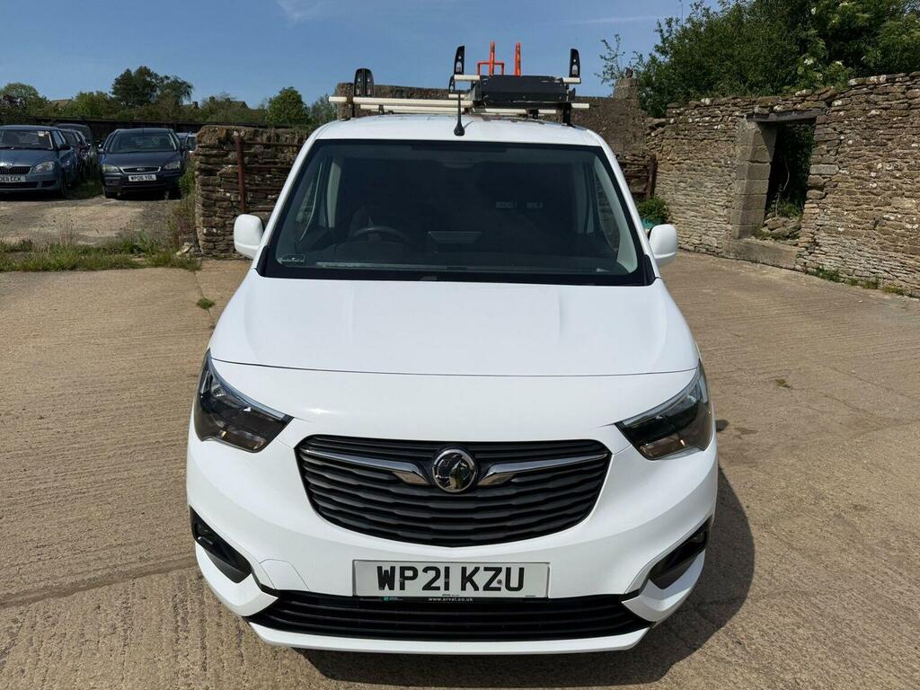 Vauxhall Combo Panel Van 1.5 Turbo D 2300 Sportive L2 H1 Euro 6 4 WP21KZU White #2