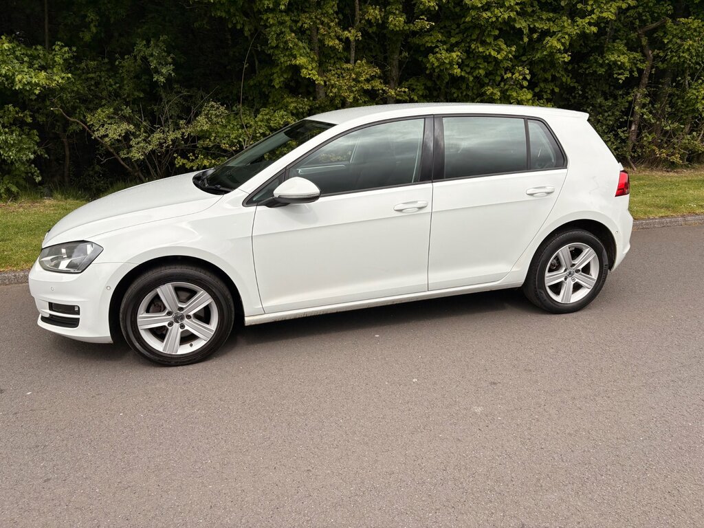 Volkswagen Golf 1.6 Tdi Bluemotion Tech Match Hatchback ST65HXN White #3