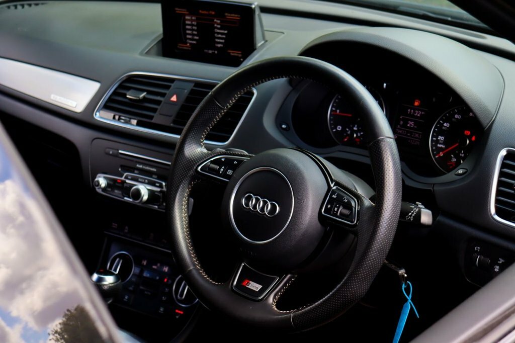 Audi Q3 2L S Line Plus MD16JFN Grey #2