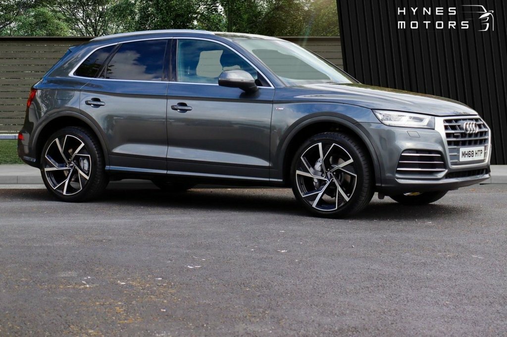 Audi Q5 2L S Line MH68HTP Grey #3