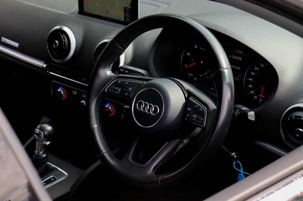 Audi A3 1.6L Sport YT17FBB Black #2