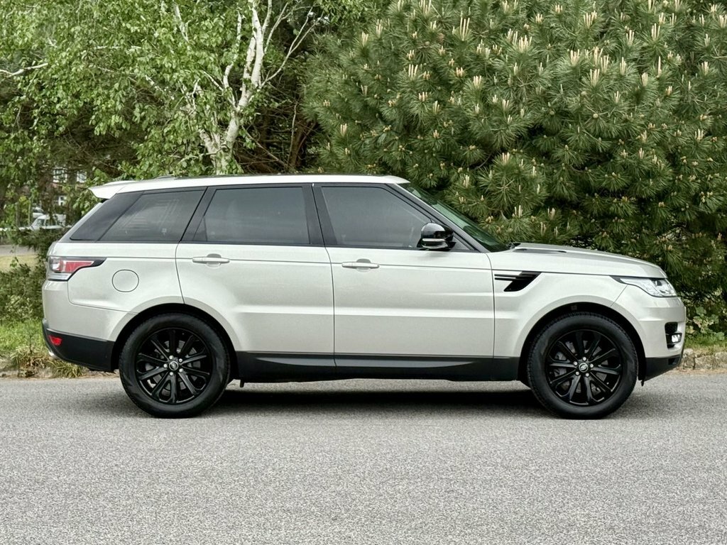 Land Rover Range Rover Sport 3L Hse GV14YOD Gold #2