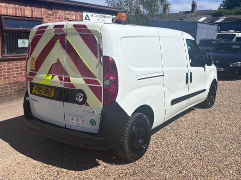Vauxhall Combo 1.6 Combo 2300 FH15NHZ White #3