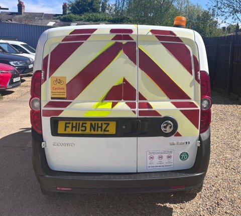 Vauxhall Combo 1.6 Combo 2300 FH15NHZ White #4
