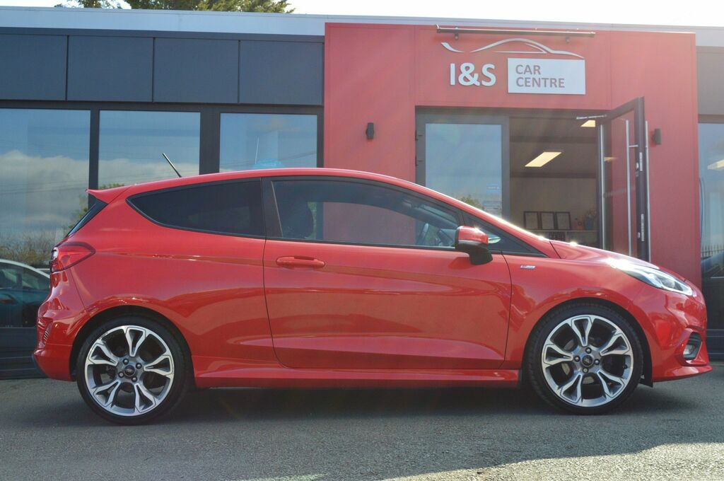 Ford Fiesta Ecoboost St-line Hatchback MH18PCY Red #4