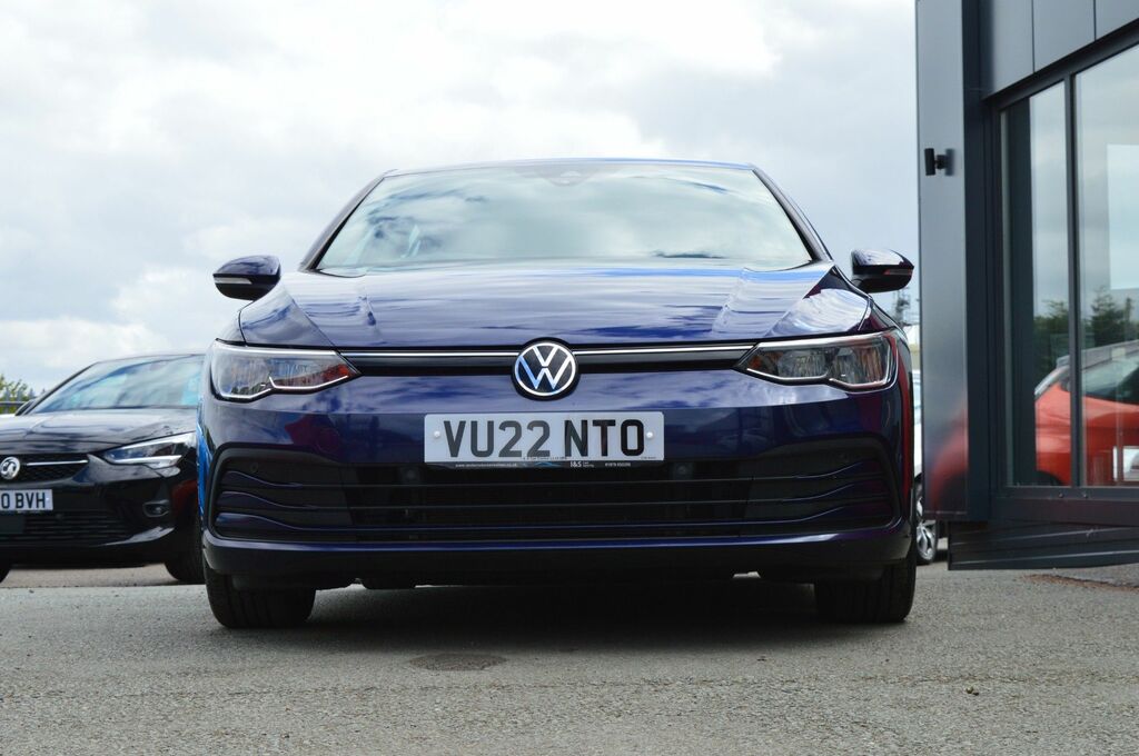 Volkswagen Golf Tsi Life Hatchback VU22NTO Blue #3