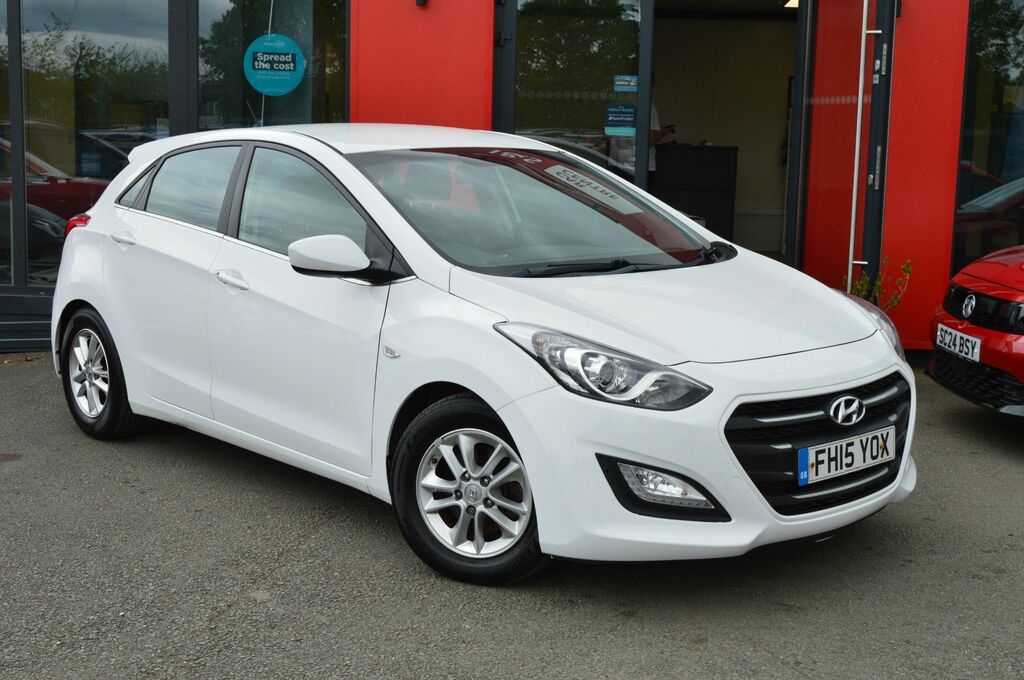 Hyundai I30 Crdi Blue Drive Se FH15YOX White #2