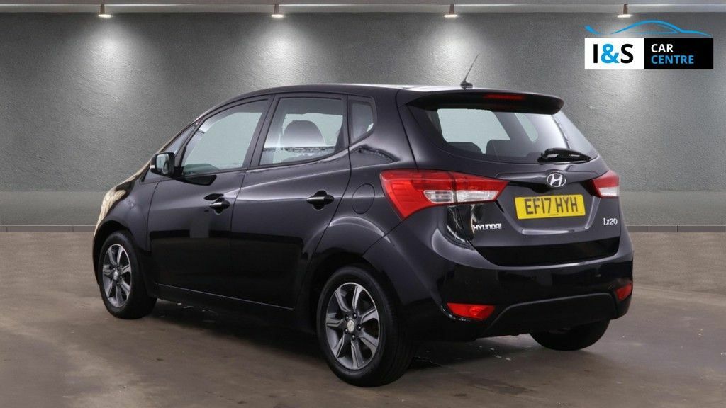 Hyundai Ix20 Blue Drive Se Hatchback EF17HYH Black #3