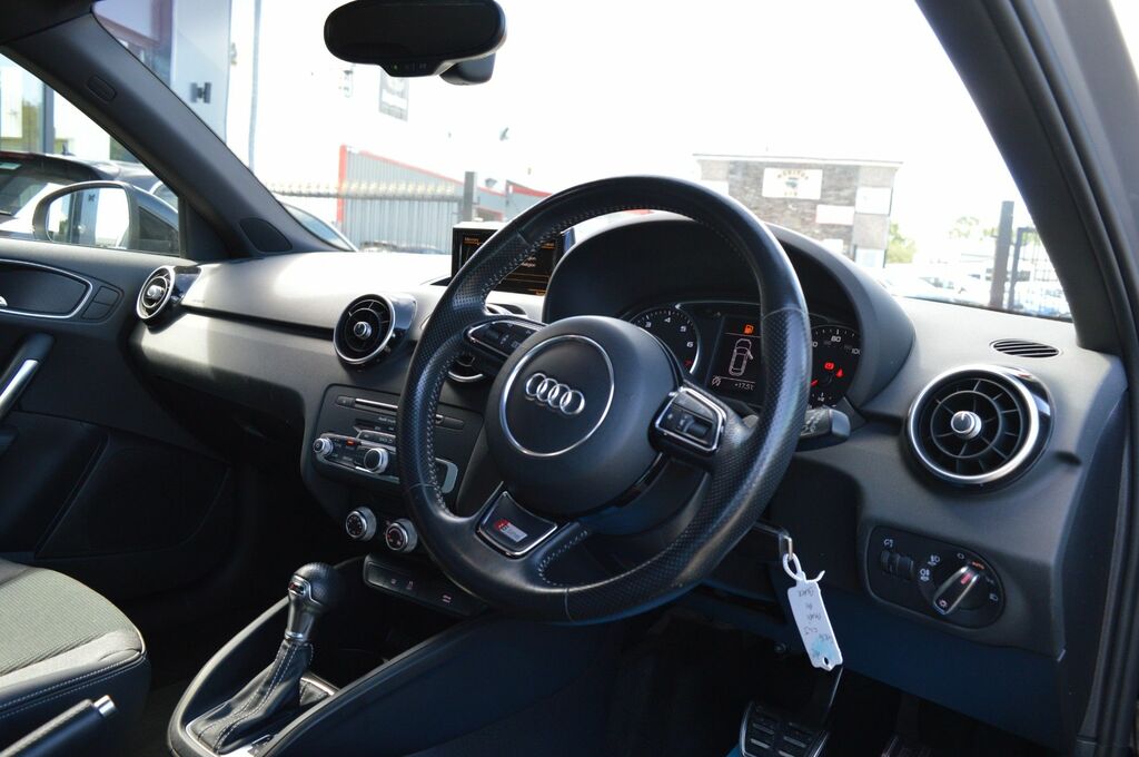 Audi A1 Tfsi S Line Sportback GK16CLJ Black #5