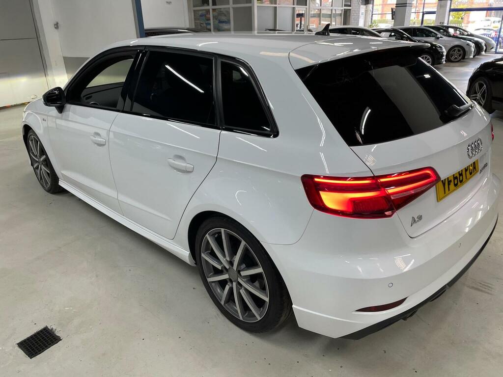 Audi A3 Hatchback 1.0 Tfsi 30 Black Edition Sportback Euro YF68POA White #5