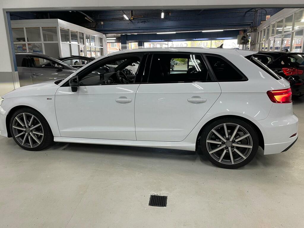Audi A3 Hatchback 1.0 Tfsi 30 Black Edition Sportback Euro YF68POA White #6