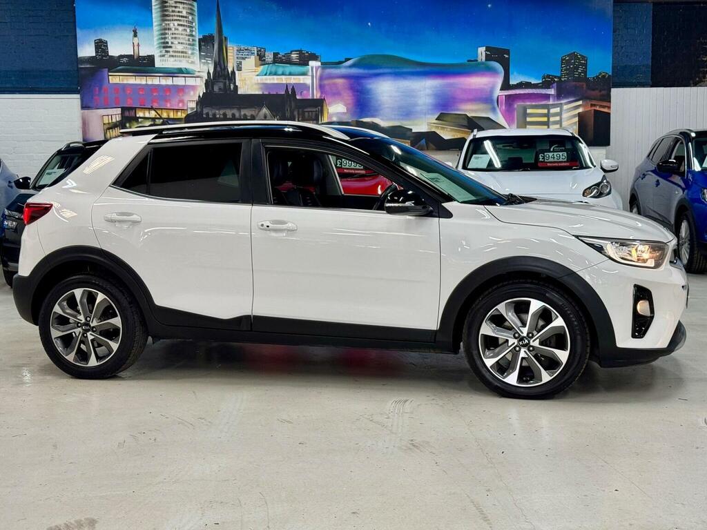 Kia Stonic Suv 1.6 Crdi First Edition Euro 6 Ss 2018 White #2