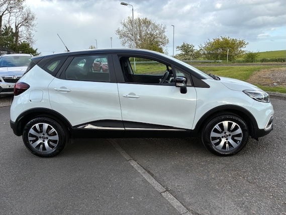 Renault Captur 0.9 Tce 90 Black #5