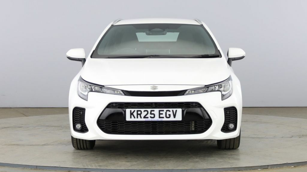Suzuki Swace 1.8 Hybrid Motion Cvt KR25EGV White #4