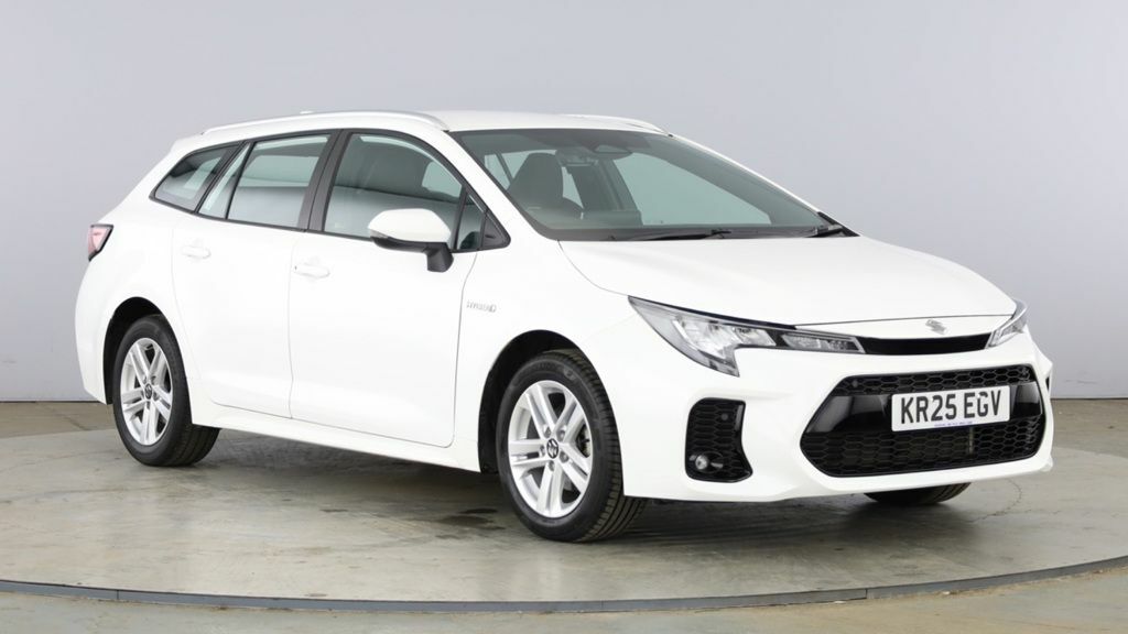Suzuki Swace 1.8 Hybrid Motion Cvt White
