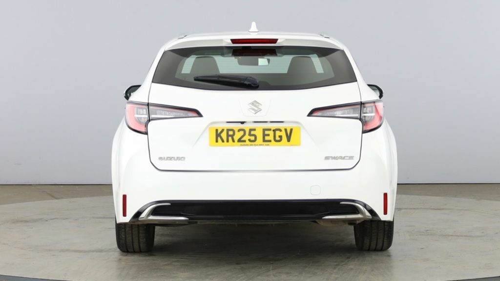 Suzuki Swace 1.8 Hybrid Motion Cvt KR25EGV White #2