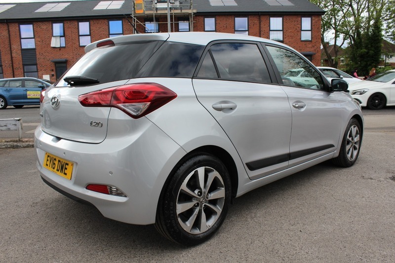 Hyundai I20 Mpi Premium Silver #5