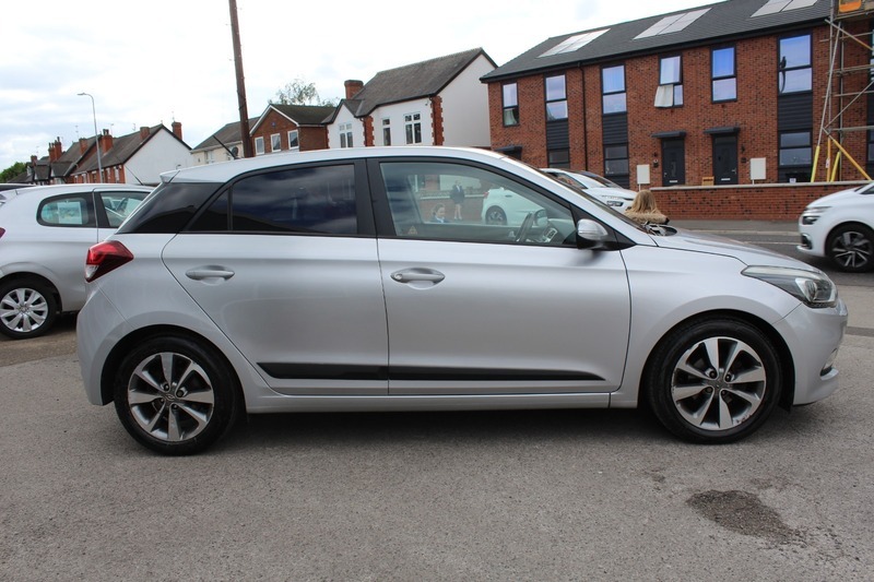 Hyundai I20 Mpi Premium Silver #4