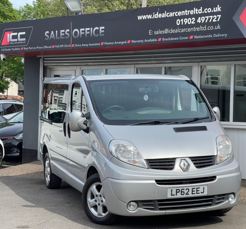 Renault Trafic 2.0 Td Dci Ll29 Platform Cab Qs6 214 G Silver